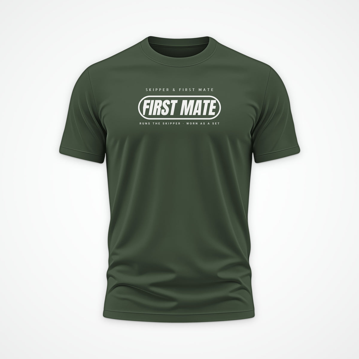 Skipper and First Mate First Mate Tee in Olive