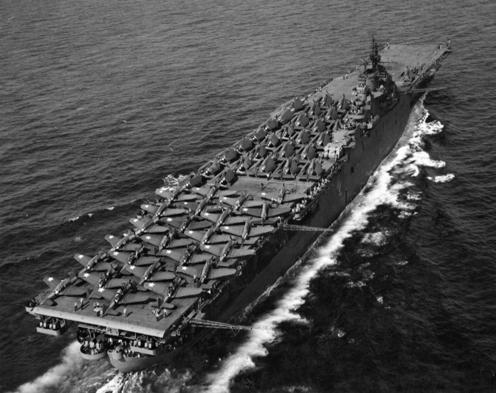 USS Essex CV-9, 1943, U.S. Navy archive photograph